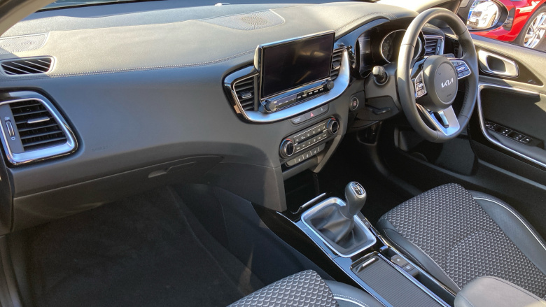 Kia Ceed 1.5T GDi ISG 138 3 5dr Petrol Estate